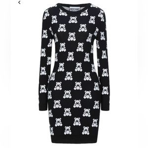 Moschino Dress Size 4 NWT.